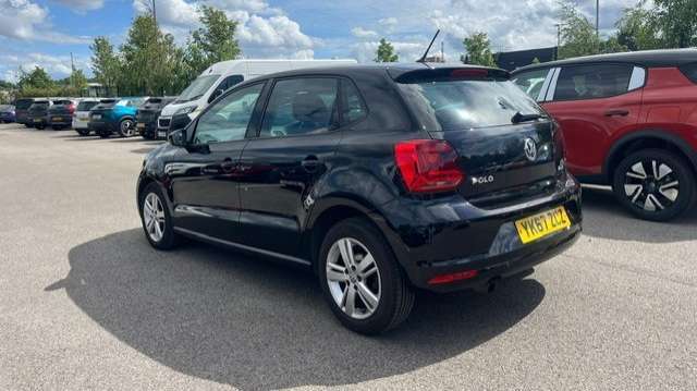 Volkswagen Polo 1.2 Tsi Match Edition 2017 Black #2
