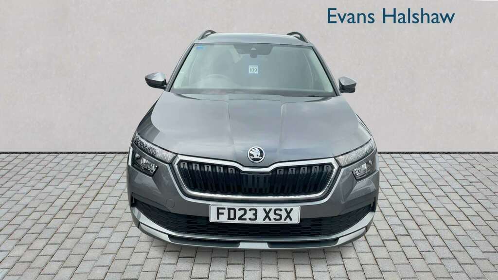 Skoda Kamiq 1.0 Tsi 110 Se Drive 2023 FD23XSX Grey #4