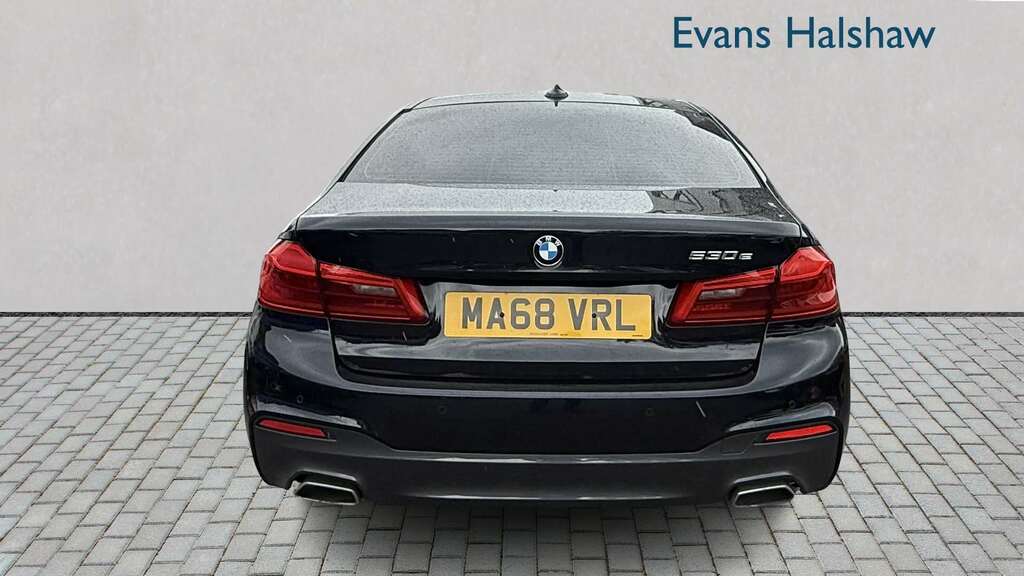 BMW 5 Series 530E M Sport 2018 MA68VRL Black #5