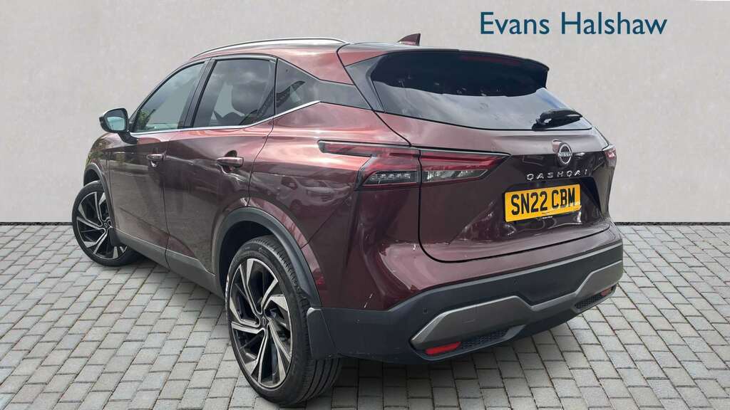 Nissan Qashqai 1.3 Dig-t Mh 158 Tekna 2022 SN22CBM Red #2