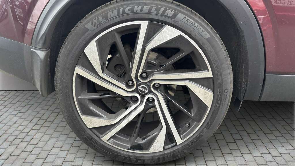 Nissan Qashqai 1.3 Dig-t Mh 158 Tekna 2022 SN22CBM Red #6