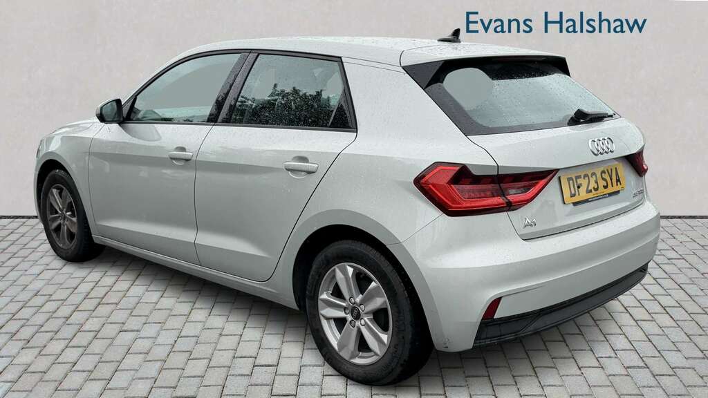 Audi A1 25 Tfsi Technik 2023 DF23SYA Silver #2