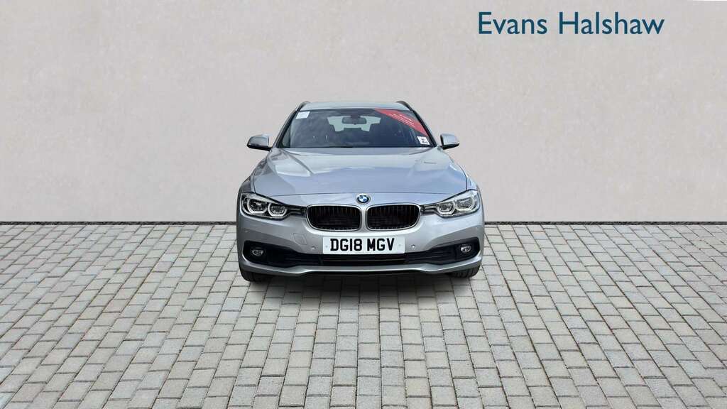 BMW 3 Series 320D Se Step 2018 DG18MGV Silver #4
