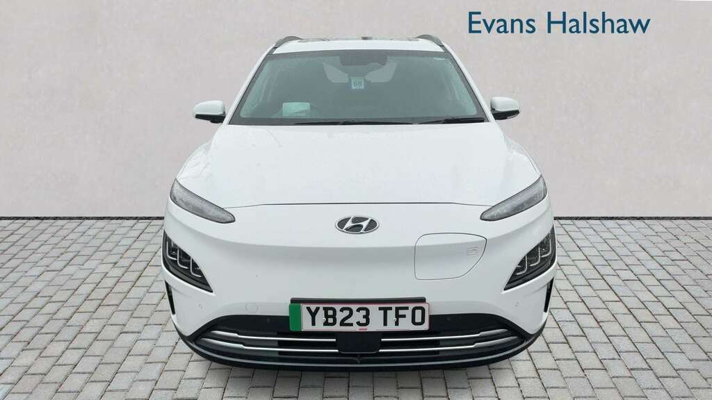 Hyundai Kona 150Kw Ultimate 64Kwh 2023 YB23TFO White #3