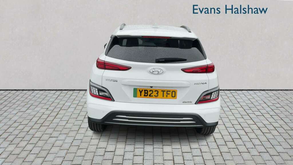 Hyundai Kona 150Kw Ultimate 64Kwh 2023 YB23TFO White #4
