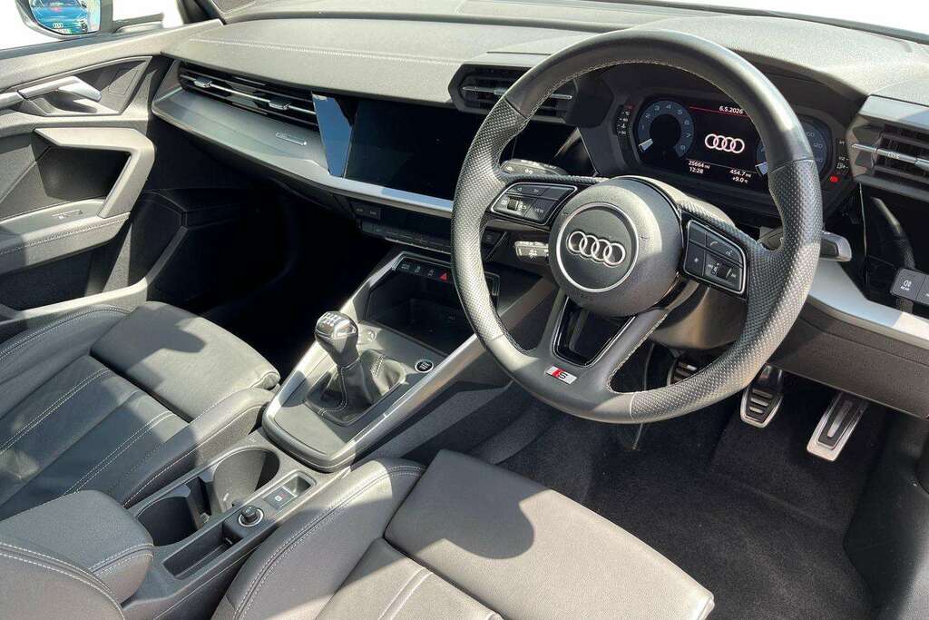 Audi A3 30 Tfsi S Line 2022 MV72ZDX White #5