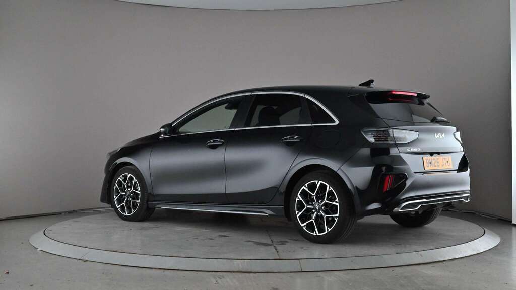 Kia Ceed 1.5T Gdi Isg 138 Gt-line Dct 2025 BM25JTU Black #5