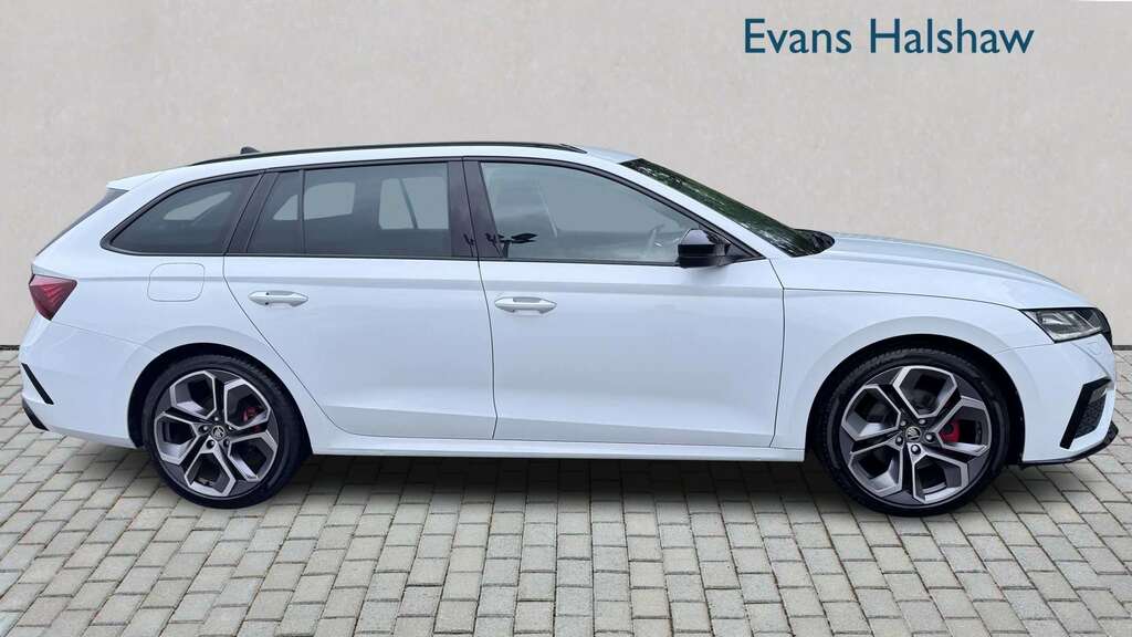 Skoda Octavia 2.0 Tdi 200 Vrs Dsg 2021 White #4