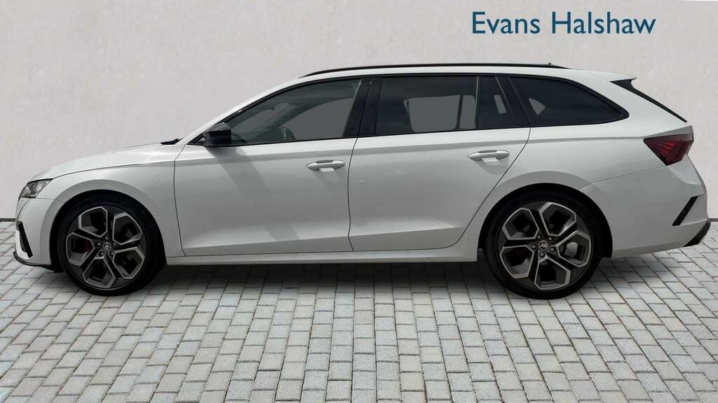 Skoda Octavia 2.0 Tdi 200 Vrs Dsg 2021 White #3