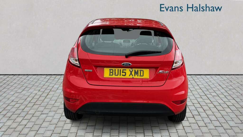 Ford Fiesta 1.0 Ecoboost Zetec 2015 BU15XMD Red #4