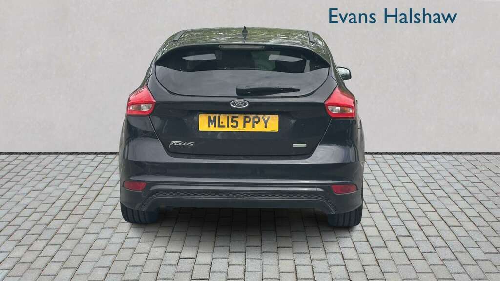 Ford Focus 1.0 Ecoboost 125 Zetec S 2015 ML15PPY Black #5