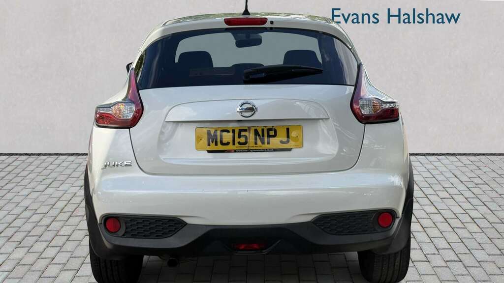 Nissan Juke 1.2 Dig-t Acenta Premium 2015 MC15NPJ White #5