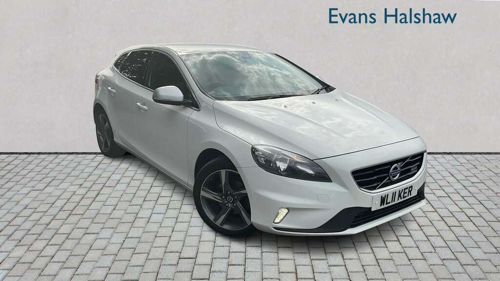 Volvo V40 D2 R Design 2014 White
