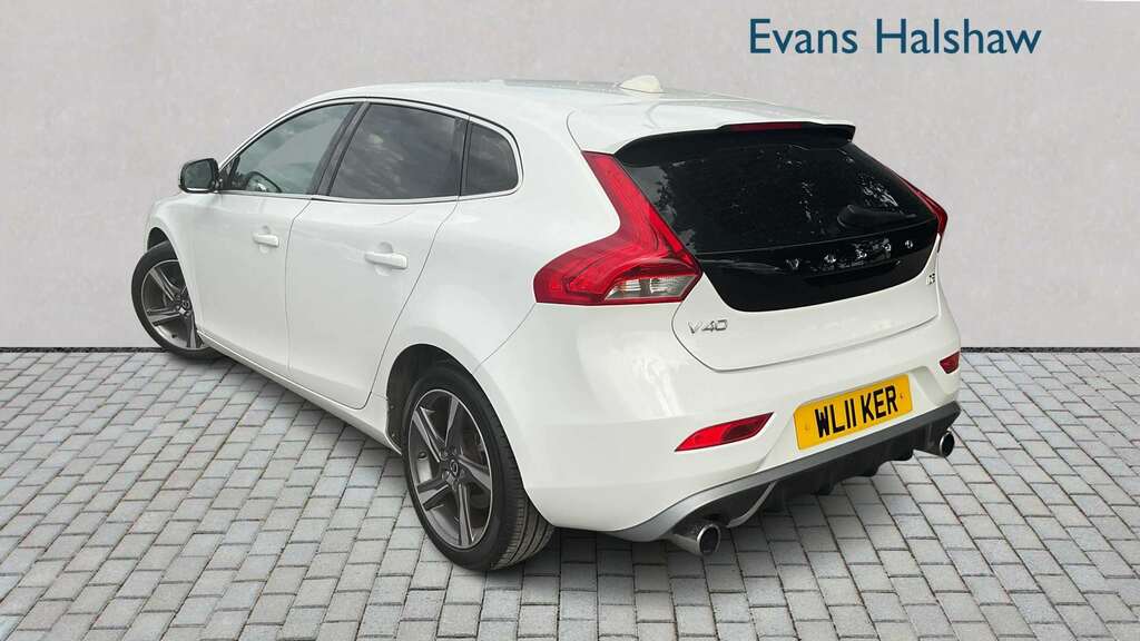 Volvo V40 D2 R Design 2014 FY64PYG White #2