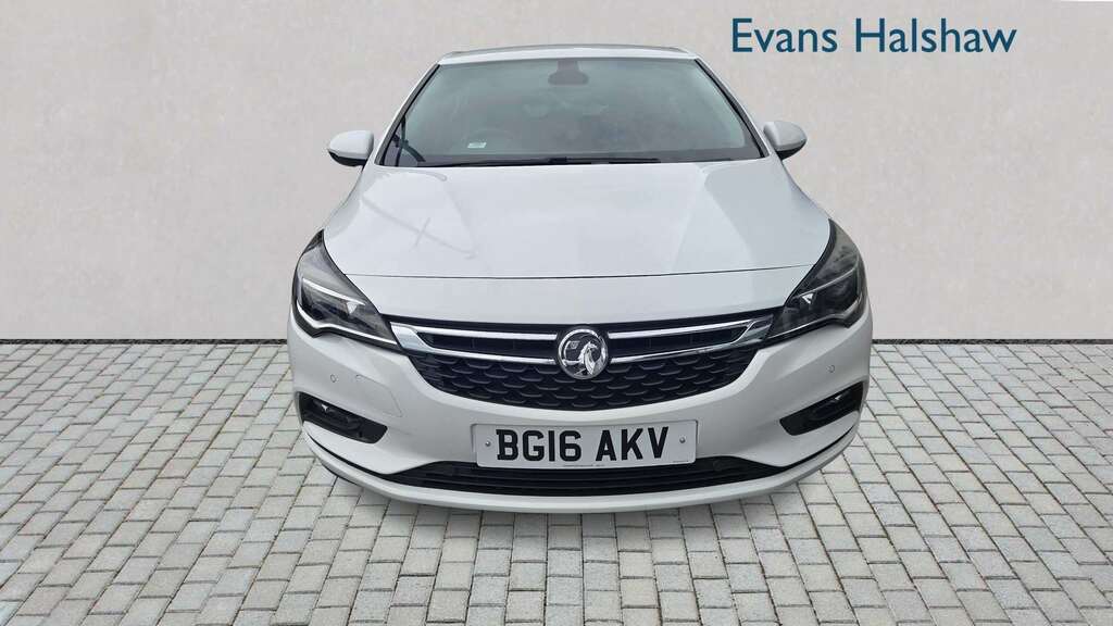 Vauxhall Astra 1.4T 16V 150 Elite Nav 2016 BG16AKV White #2