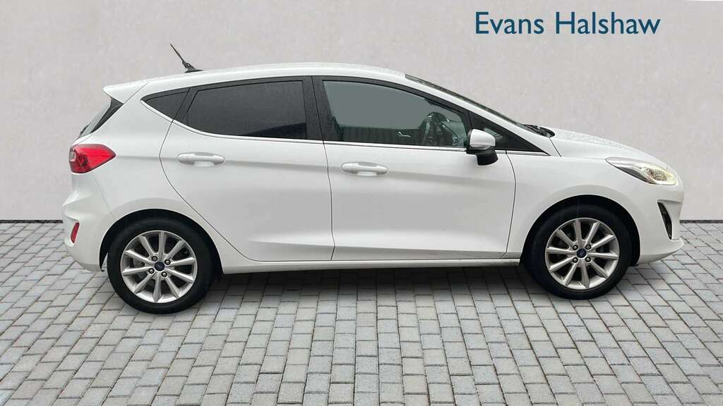 Ford Fiesta 1.0 Ecoboost Titanium 2019 CJ19GJY White #3