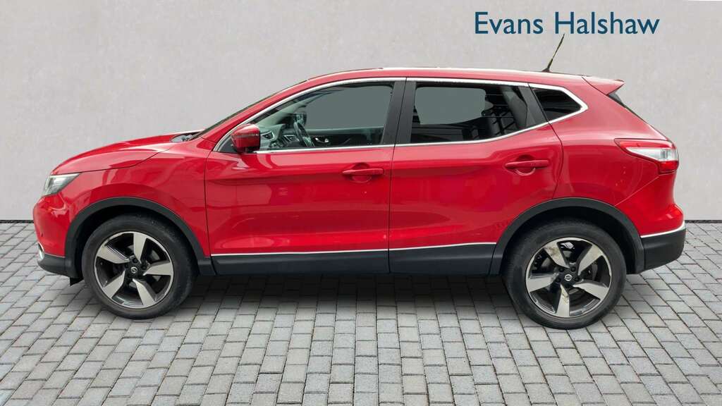 Nissan Qashqai 1.2 Dig-t N-tec Xtronic 2015 YF15ZXY Red #3
