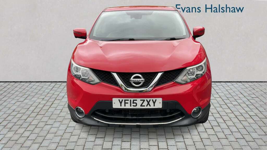 Nissan Qashqai 1.2 Dig-t N-tec Xtronic 2015 YF15ZXY Red #4