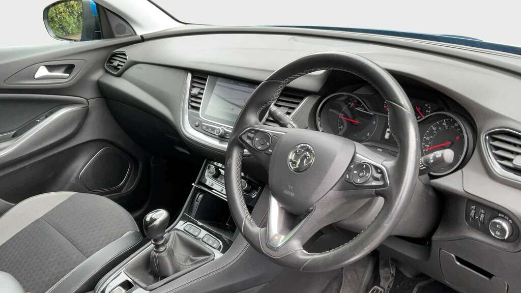 Vauxhall Grandland X 1.6 Turbo D Sport Nav 2018 DT18OZR Blue #6