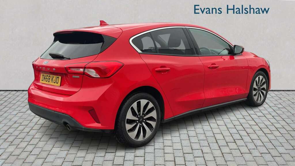 Ford Focus 1.0 Ecoboost 100 Zetec 2018 DK68KJO Red #2