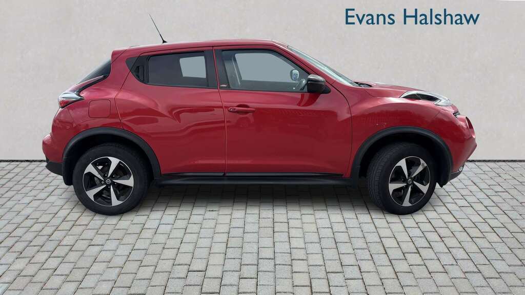 Nissan Juke 1.6 112 Bose Personal Edition 2018 NU68ZXZ Red #4