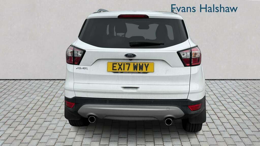 Ford Kuga 2.0 Tdci Titanium 2Wd 2017 EX17WWY White #6