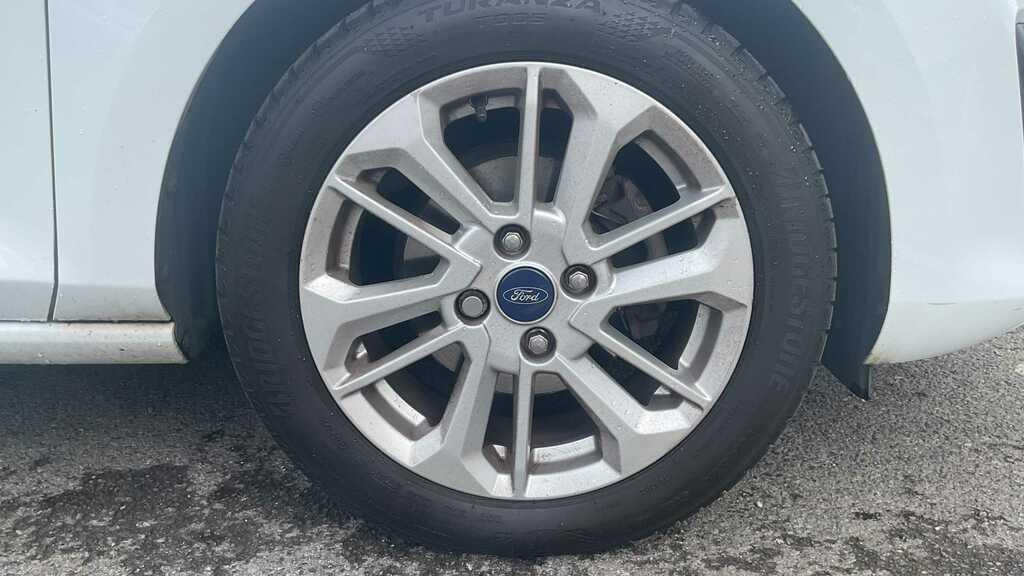 Ford Fiesta 1.0 Ecoboost Titanium 2023 MM23EZN White #6