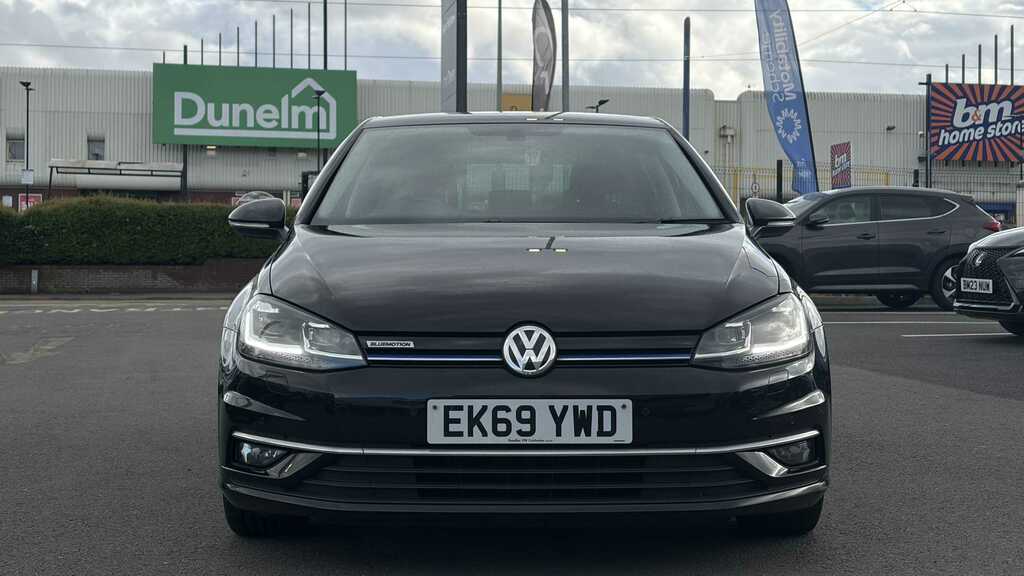 Volkswagen Golf 1.5 Tsi Evo Match Edition 2019 EK69YWD Black #3