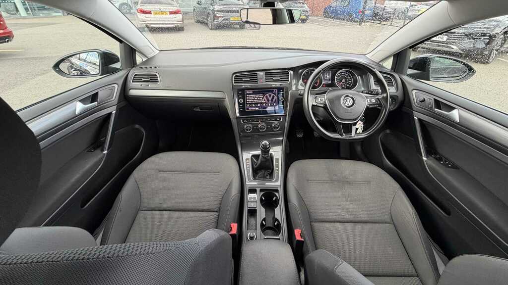 Volkswagen Golf 1.5 Tsi Evo Match Edition 2019 EK69YWD Black #2