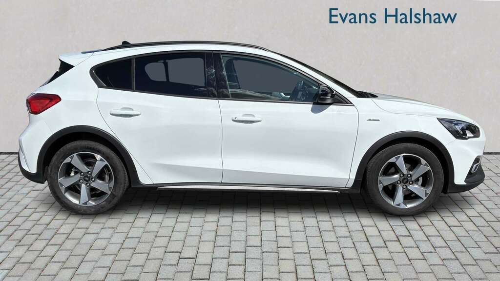 Ford Focus 1.0 Ecoboost 125 Active Edition 2021 EK21FWB White #3