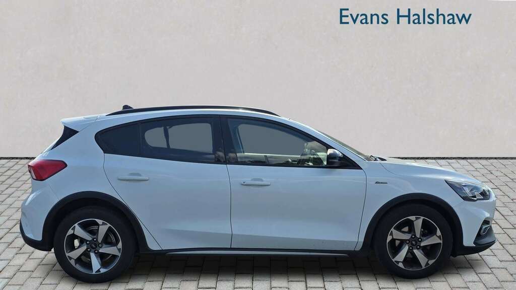 Ford Focus 1.0 Ecoboost 125 Active Edition 2021 EK21FWB White #3