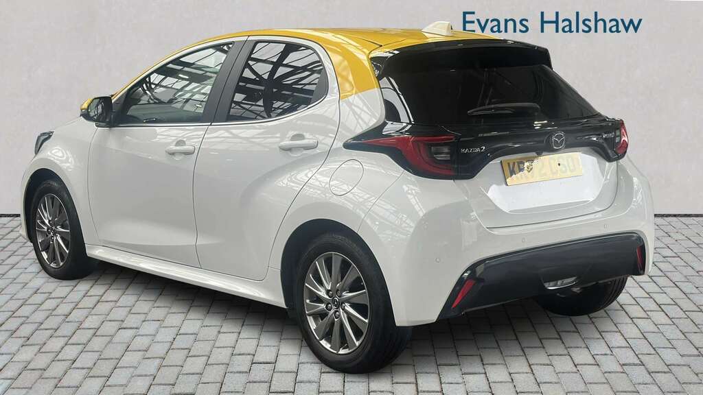 Mazda 2 1.5I Hybrid Select Cvt 2022 KR72CSO White #2
