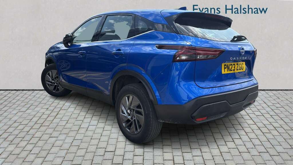 Nissan Qashqai 1.3 Dig-t Mh Acenta Premium 2023 PN23ZGG Blue #2