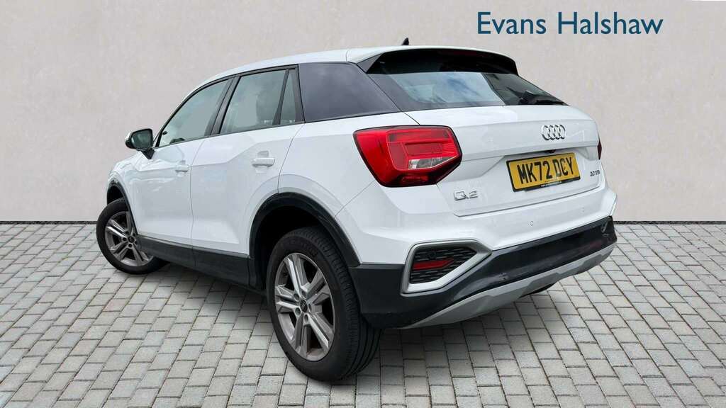 Audi Q2 30 Tfsi Sport 2022 MK72DCY White #2