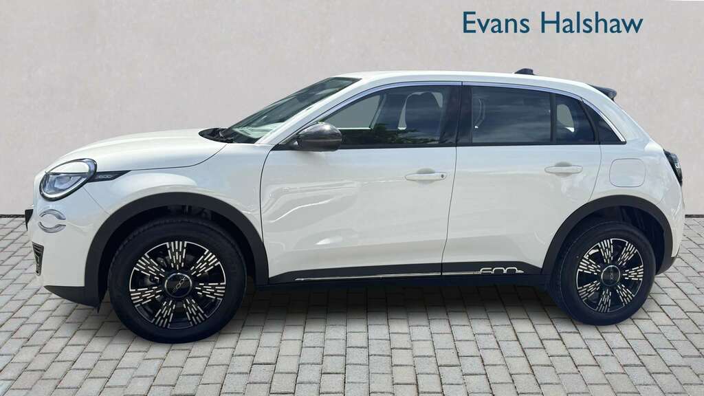 Fiat 600 1.2 Hybrid 48V Edct-6 2026 White #2