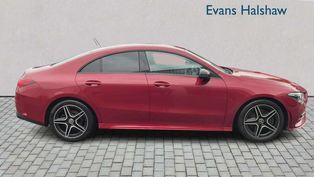 Mercedes-Benz CLA Class 200 Amg Line Executive Tip 2022 DN72VCF Red #3