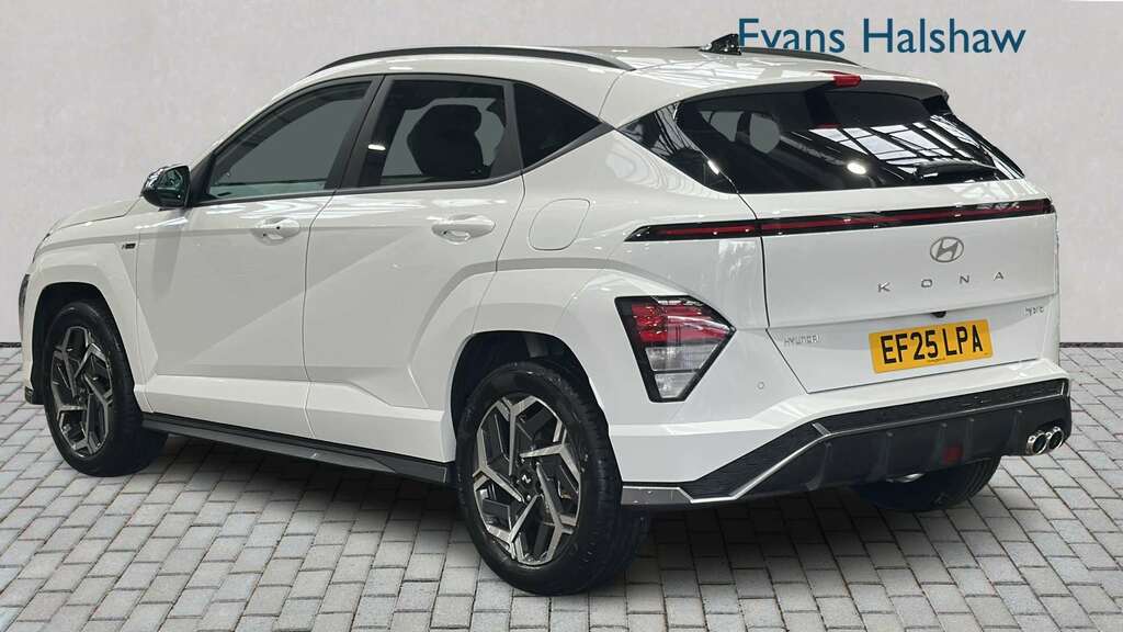 Hyundai Kona 1.6 Hybrid 129 N Line Dct 2025 EF25LPA White #2