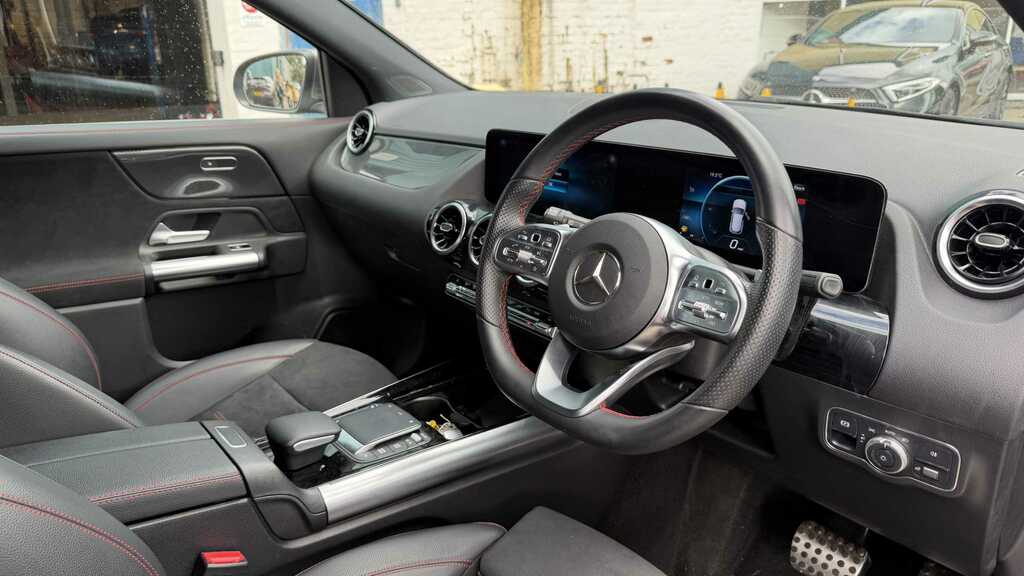 Mercedes-Benz GLA Class 180 Amg Line Executive 2021 EK71HLD Grey #5