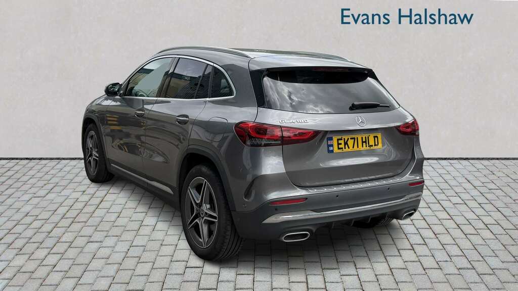 Mercedes-Benz GLA Class 180 Amg Line Executive 2021 EK71HLD Grey #3