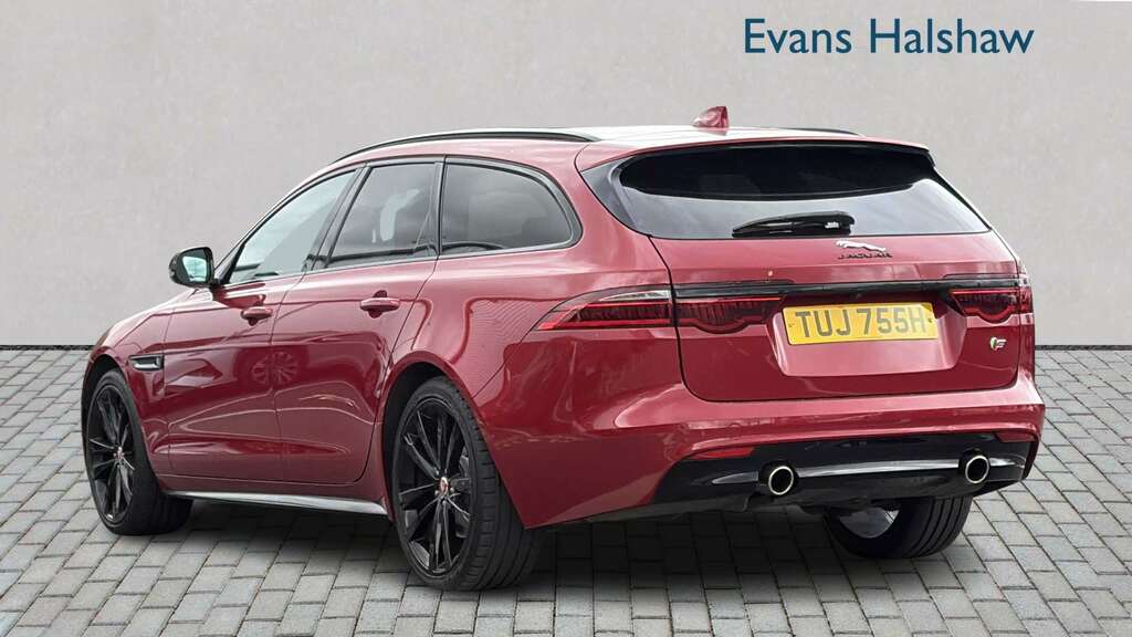 Jaguar XF 3.0D V6 S 2019 Red #2