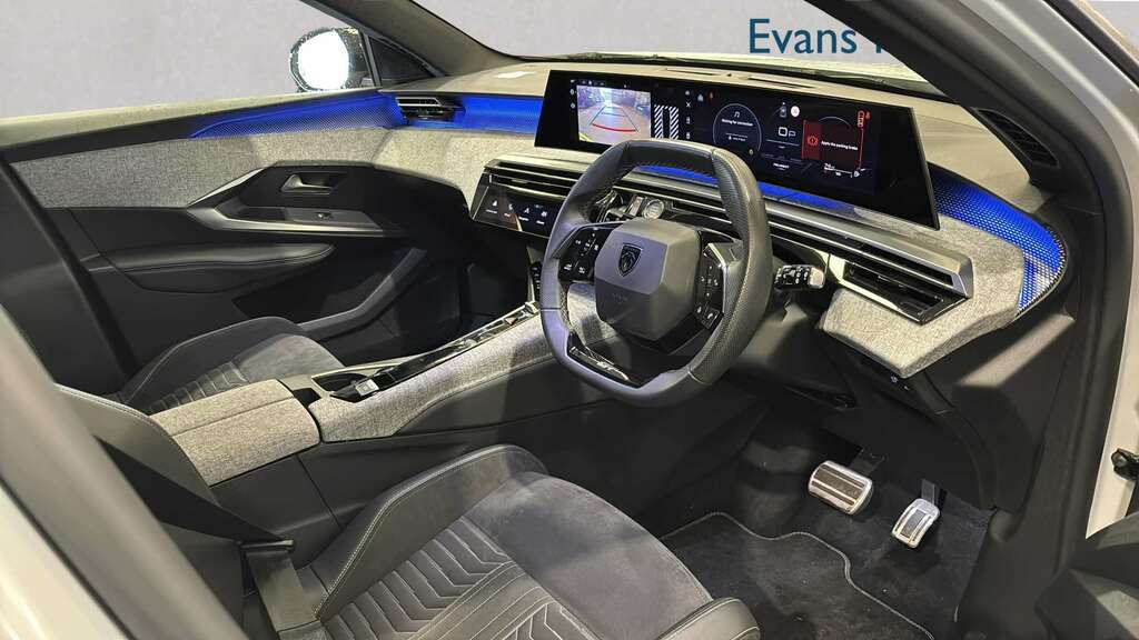Peugeot 5008 1.2 Hybrid 136 Gt E-dsc6 2024 White #5