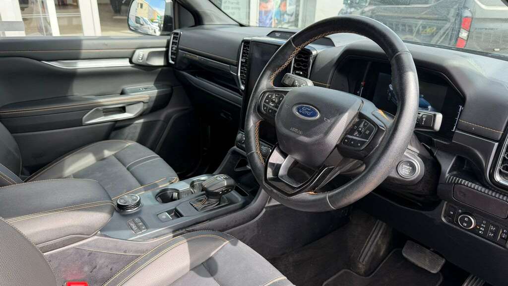 Ford Ranger Pick Up Double Cab Wildtrak 2.0 Ecoblue 205 2 Grey