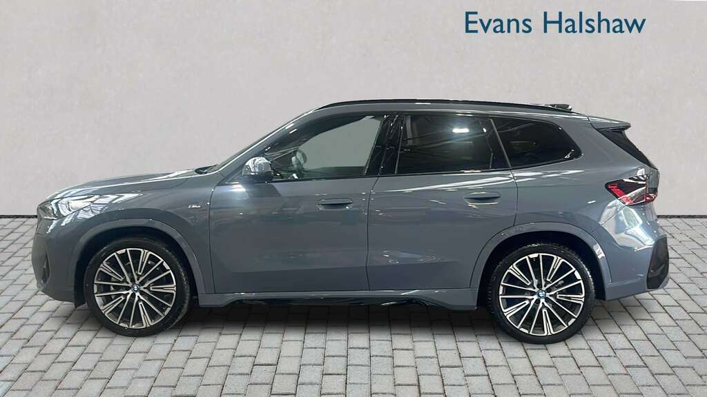 BMW iX1 230Kw Xdrive30 M Sport 65Kwh 2023 Grey #3