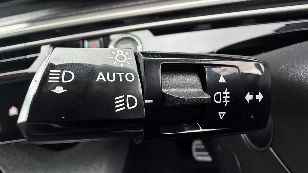 Peugeot 3008 1.2 Hybrid 145 Gt E-dsc6 Grey #17