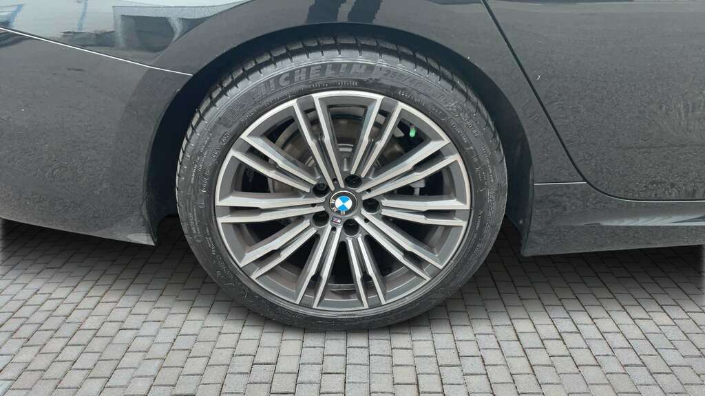 BMW 3 Series 320D M Sport Step 2020 Black #6
