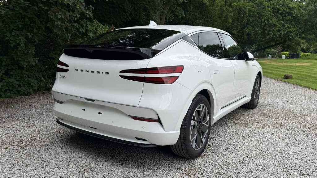 Genesis GV60 168Kw Pure 84Kwh 2026 White #2