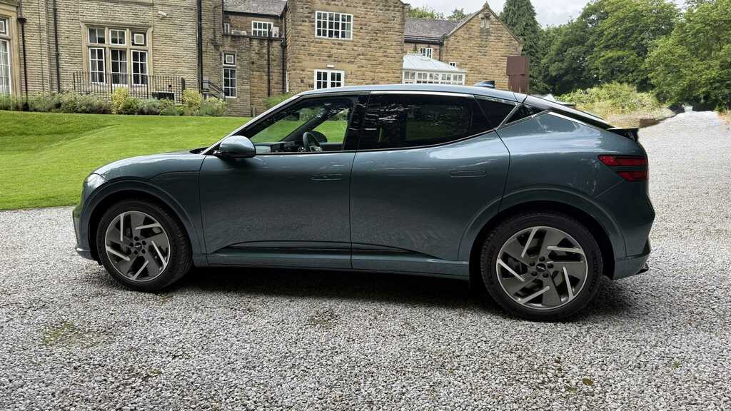 Genesis GV60 234Kw Sport 84Kwh Awd 2026 YL26CZO Green #5