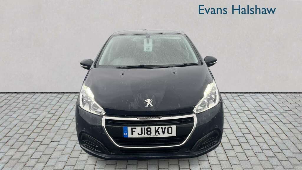 Peugeot 208 1.2 Puretech 82 Active 2019 FJ18KVO Grey #4