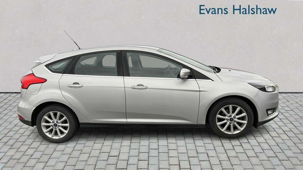 Ford Focus 1.0 Ecoboost Titanium 2017 SE17BTU Silver #3
