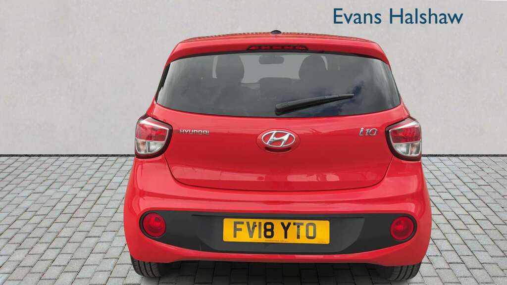 Hyundai I10 1.2 Premium 2018 FV18YTO Red #4